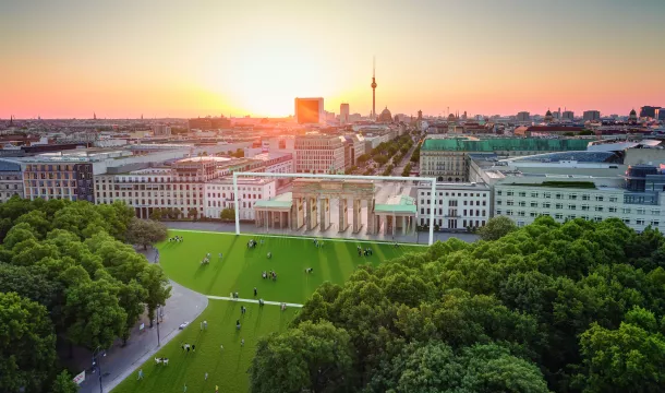 Brandenburger Tor als Fußballtor